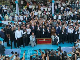 66. Geleneksel Kurtdereli Mehmet Pehlivan Yağlı Güreşleri’nde altın kemer Mustafa Taş’ın
