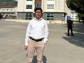 7 üniversite bitiren emekli asker 9.’su için sınava girdi
