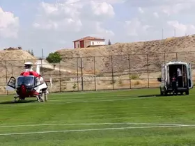 84 yaşındaki hasta hava ambulansıyla Malatya’ya sevk edildi
