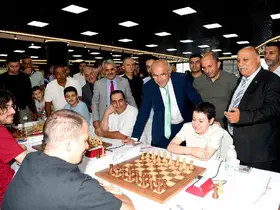 9’uncu Uluslararası Altın Kayısı Satranç Turnuvası başladı
