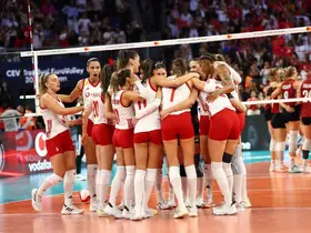 A Milli Kadın Voleybol Takımı final için Sırbistan karşısında
