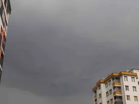 Adana’da ceviz büyüklüğünde dolu yağışı
