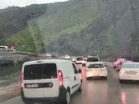 Adıyaman- Çelikhan Karayolunda heyelan
