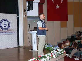 ADÜ Tıp Fakültesi öğrencilerine bağımlılıkla mücadele eğitimi
