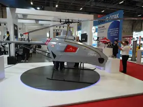 Afetlerle mücadeleye insanız helikopter
