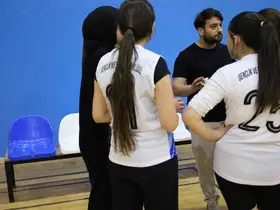 Ağrı ve Van’ın kız çocukları voleybol sahasında buluştu
