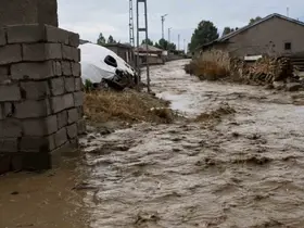 Ağrı’da sağanak sonrası sel meydana geldi
