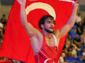 Ahmet Duman, Akdeniz Oyunları şampiyonu oldu
