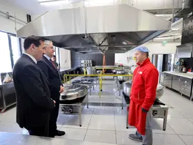 AK Parti heyeti Karatay’da yatırımları inceledi