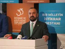 AK Parti kampında yeni şarkı sürprizi
