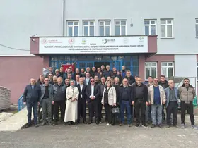 AK Parti Manyas ilçe teşkilatı muhtarlarla istişare toplantısı yaptı
