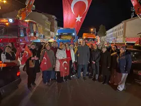 AK Parti ve MHP’den Türk bayrağına destek etkinliği
