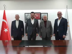 AK Parti’de 3 ilçe başkanı görevden alındı
