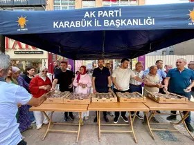 AK Parti’den vatandaşlara lokma ikramı
