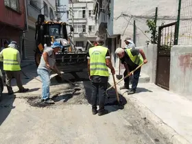 Akdeniz’de bozulan yollar için ekipler sahada
