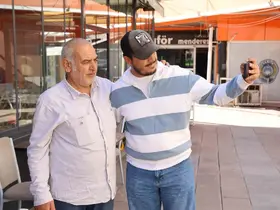 Aksaray’da Kurtlar Vadisi’ndeki Abidin’e benzeyen lokantacı ilgi çekiyor
