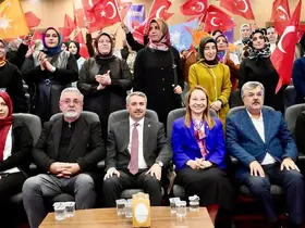 Alkayış"tan muhalefete partisinin kadın kolları üzerinden gönderme
