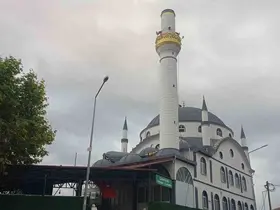 Amasya’da şiddetli fırtına ve dolu hasara yol açtı
