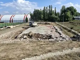 Arpalı’da spor tesisleri yenileniyor
