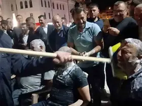Asırlık gelenek damadın yakınlarına zor anlar yaşattı
