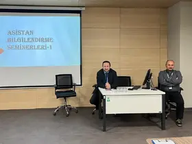 Asistan hekimlere hastane işleyişi ve sağlık mevzuatı hakkında kapsamlı bilgilendirme yapıldı
