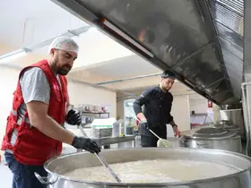 Aşure kazanları Türk Kızılay Elazığ Aşevi’nde kaynadı
