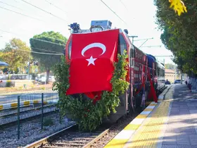Atatürk’ün Manisa’ya gelişinin 101. yılı törenle kutlandı
