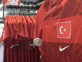 Ay yıldızlı formalar Bursastore’da satışa çıktı
