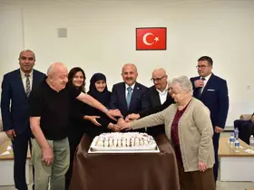 Aydın Valisi Varol, yaşlı çınarları unutmadı
