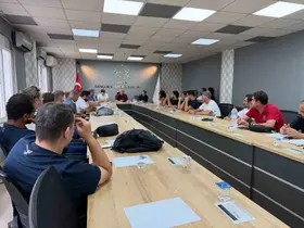 Aydın’da basketbolda yeni sezon hazırlıkları masaya yatırıldı
