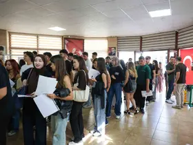 Aydın’da üniversiteliler AYKART için stantlara akın etti

