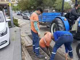 Ayvalık’ta mazgal ve yağmur suyu kanallarında büyük temizlik
