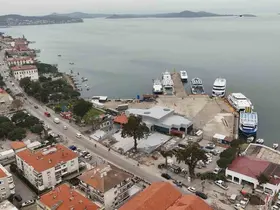 Ayvalık’ta yeni meydan düzenlemesi hayata geçiyor
