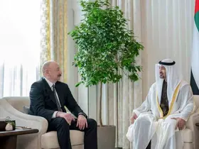 Azerbaycan Cumhurbaşkanı Aliyev, BAE Devlet Başkanı Nahyan ile bir araya geldi
