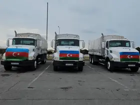 Azerbaycan, İran’a insani yardım gönderdi
