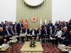Babacan'dan TBMM'de Erdoğan ile verilen fotoğrafa ilişkin açıklama
