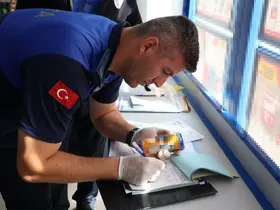 Babaeski’de son kullanma tarihi geçen ürün satan marketlere ceza
