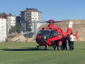 Bacağı kırılan yaşlı adam ambulans helikopterle Malatya’ya sevk edildi
