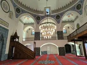 Bakan Ersoy: "Üç tarihi cami yeniden ibadete açılıyor"