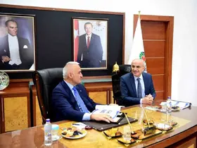 Bakan Ersoy’dan Başkan Er’e ziyaret
