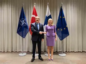 Bakan Fidan, Finlandiyalı mevkidaşı Valtonen ile bir araya geldi
