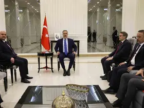 Bakan Fidan, Irak Türkmen Cephesi Başkanı Ağaoğlu ile görüştü
