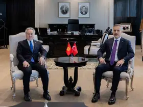 Bakan Fidan, Kırgızistanlı mevkidaşıyla bir araya geldi