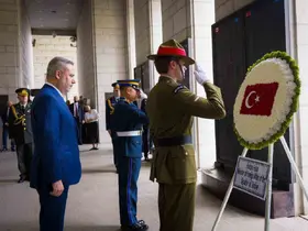 Bakan Fidan, Kore Savaşı Anıtı’nı ziyaret etti
