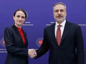Bakan Fidan, Roman mevkidaşı ile görüştü

