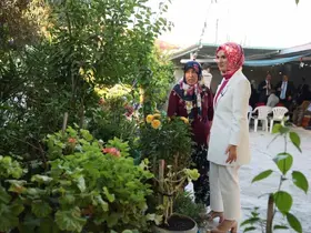 Bakan Göktaş, Kıbrıs Gazisi ve eşinin evine misafir oldu
