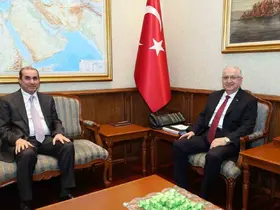Bakan Güler, Irak’ın Ankara Büyükelçisi Al-Lachmawi’yi kabul etti
