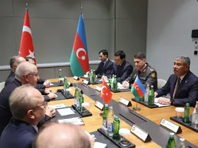 Bakan Güler mevkidaşı Hasanov ile görüştü
