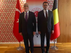 Bakan Işıkhan Brüksel’de büyükelçiler ve UID temsilcisiyle görüştü
