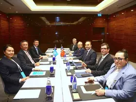Bakan Kacır’dan Bakü’de diplomasi trafiği
